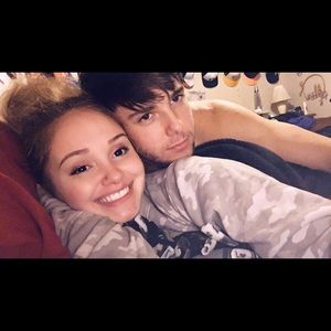 Meet your Posher, Dakota